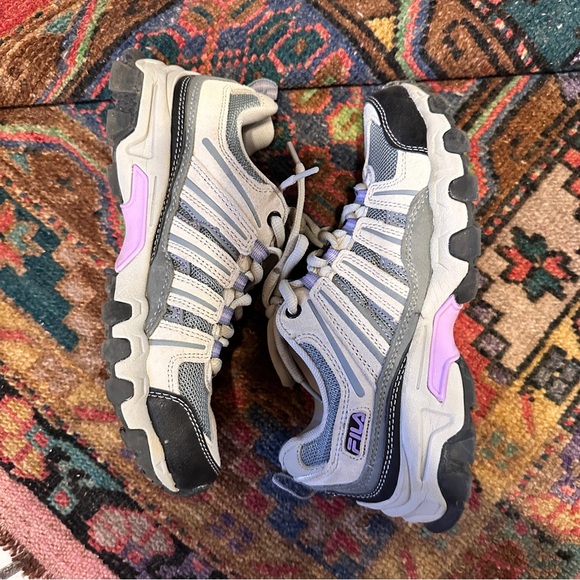 Fila hiking sneakers. - Picture 4 of 4